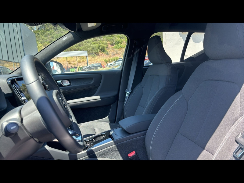 VOLVO XC40 d’occasion à vendre à TOULON chez CÔTE D’AZUR (Photo 5)