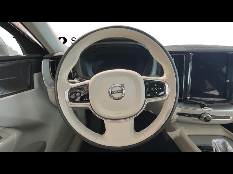 VOLVO XC60 d’occasion à vendre à TOULON chez CÔTE D’AZUR (Photo 11)