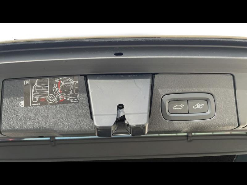 VOLVO XC60 d’occasion à vendre à TOULON chez CÔTE D’AZUR (Photo 9)