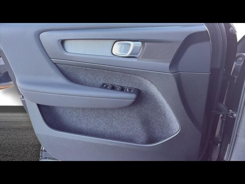 VOLVO XC40 d’occasion à vendre à TOULON chez CÔTE D’AZUR (Photo 16)